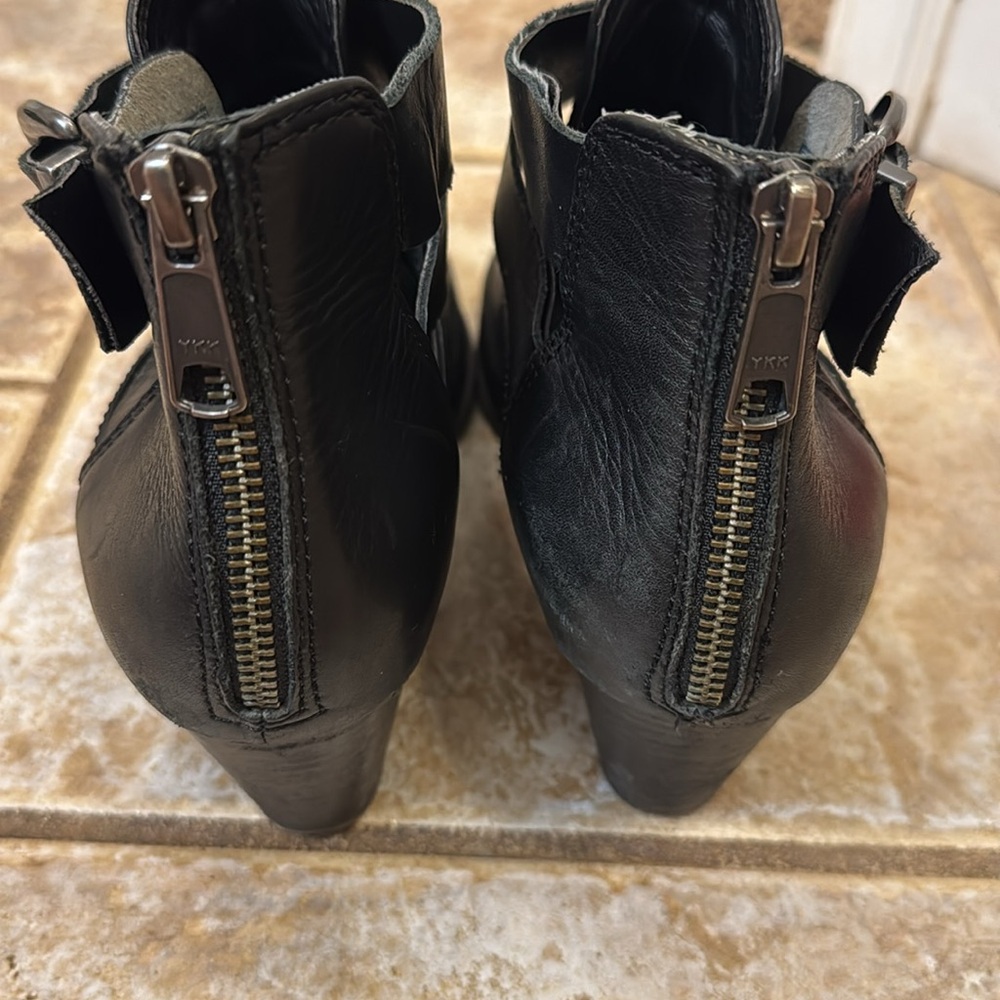 Vionic Trinity Black Leather Ankle Boots Booties … - image 4